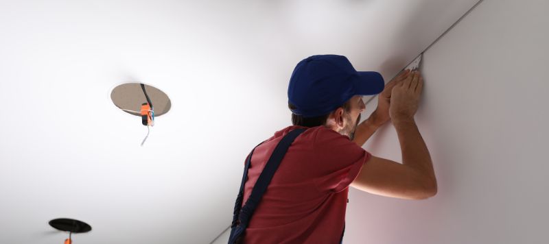 Какой потолок лучше сделать в квартире: виды отделки