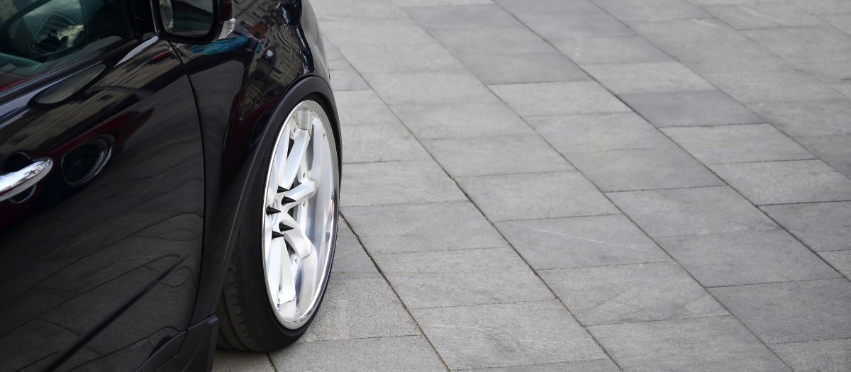 скрежет при торможении машины скрежет при торможении машины